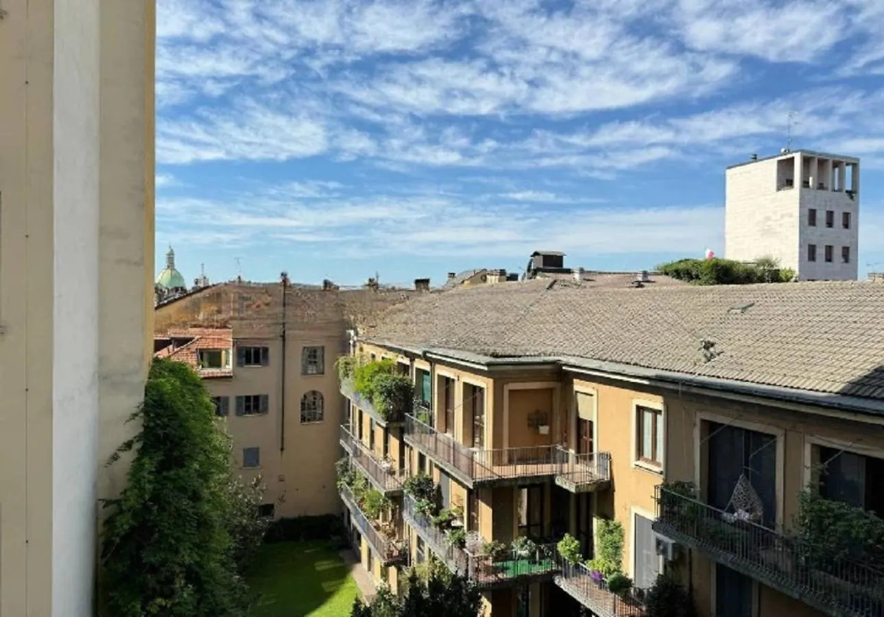 Feriehus Elegante 3 Locali Con 2 Bagni Nel Cuore Di Milano Italien